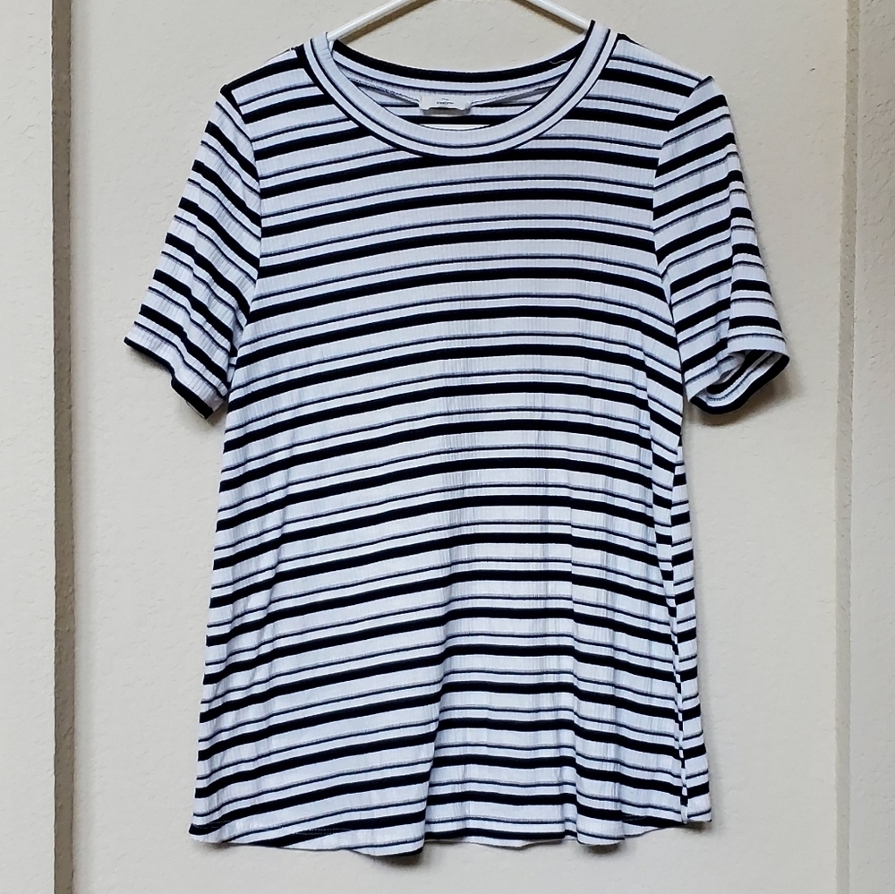 Entro Striped Top. Size L
